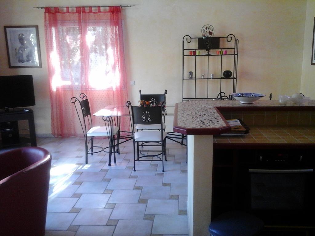 Mas Des Lys Hotell Roquebrune-sur-Argens Eksteriør bilde