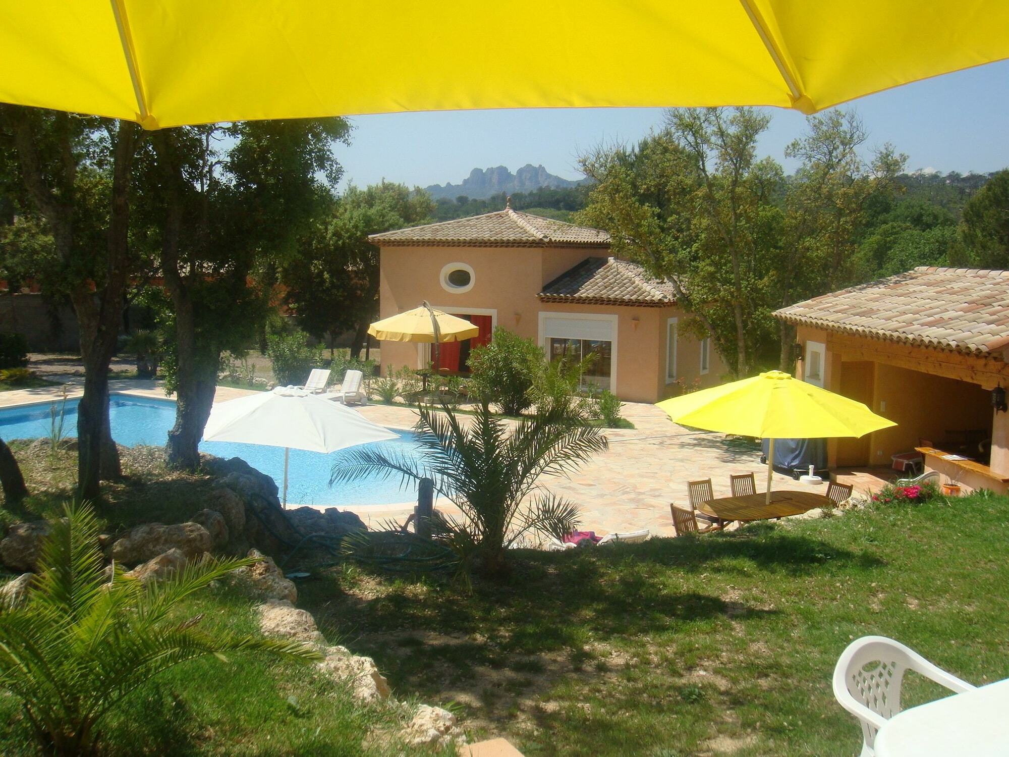 Mas Des Lys Hotell Roquebrune-sur-Argens Eksteriør bilde